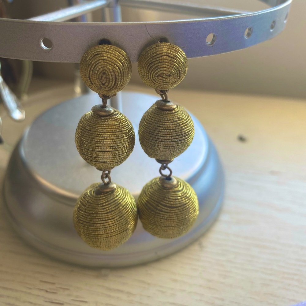 Bauble Bar Gold Woven Ball Circles Dangle Earrings